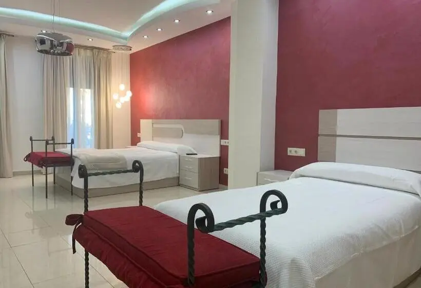 Standard Kolmen Hengen Huone, Hostal Poeta Machado