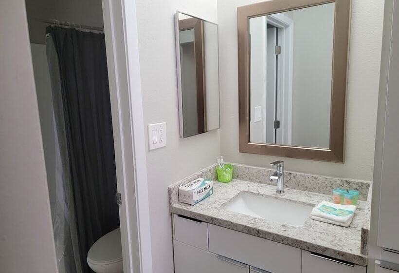 Апартаменты 2 Спальни, Stayspro   Hollywood Homes Minutes To Everything Spacious And Free Parking