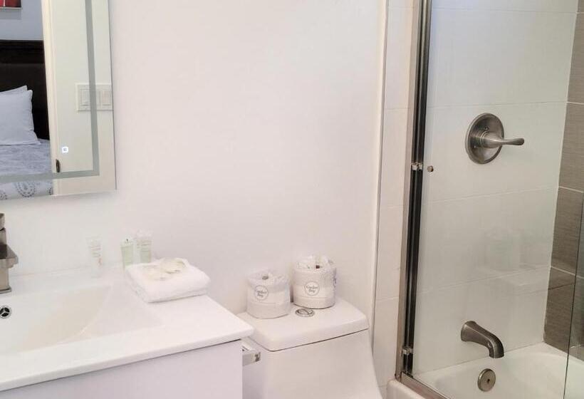 خانه 2 خوابه, Stayspro   Hollywood Homes Minutes To Everything Spacious And Free Parking