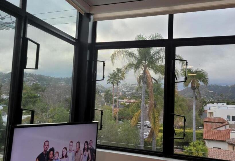 Апартаменты 2 Спальни, Stayspro   Hollywood Homes Minutes To Everything Spacious And Free Parking