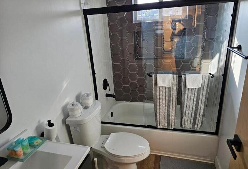 Дом 1 Спальня, Stayspro   Hollywood Homes Minutes To Everything Spacious And Free Parking