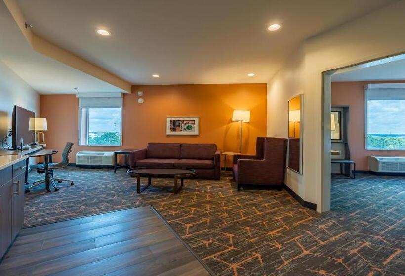 جناح لذوى الاحتياجات الخاصة, Spice & Sky Atlanta Perimeter