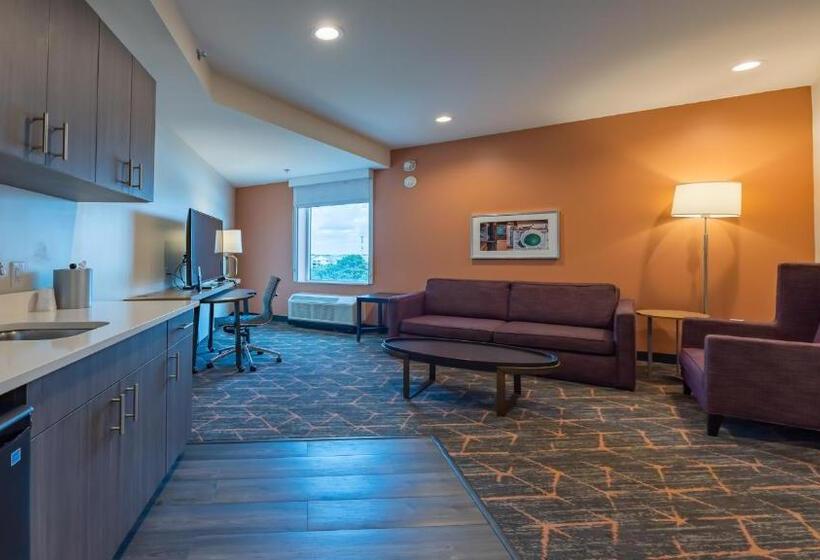 جناح لذوى الاحتياجات الخاصة, Spice & Sky Atlanta Perimeter