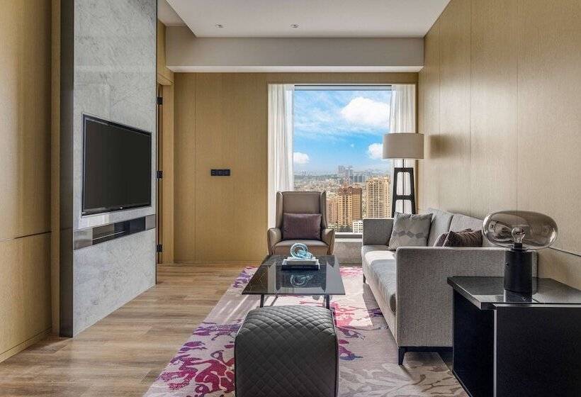 سوئیت خانواده 2 خوابه, Kaohsiung Marriott