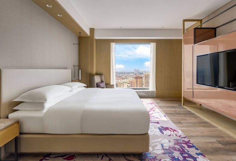 سوئیت خانواده 2 خوابه, Kaohsiung Marriott