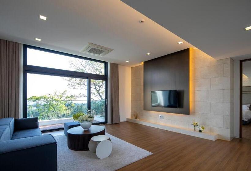 منزل غرفة نوم واحدة, Velum Resort