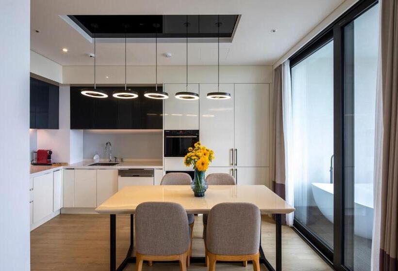 غرفة قياسية مزوَّدة بتراس, Velum Resort