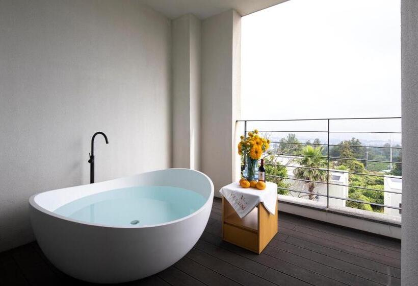 غرفة قياسية مزوَّدة بتراس, Velum Resort