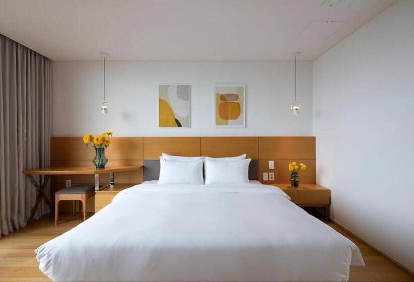 غرفة عائلية, Velum Resort