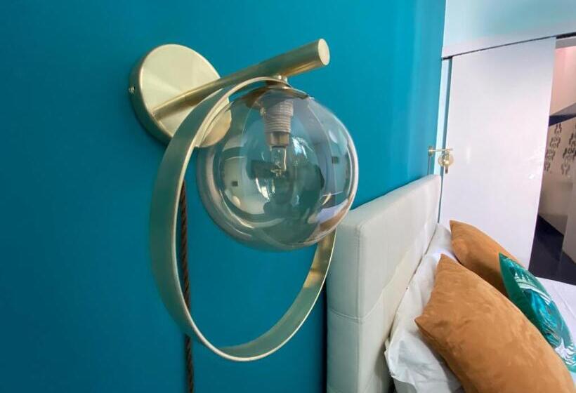 Pokój Trzyosobowy Standard z Balkonem, Affittacamere Piazza Mameli