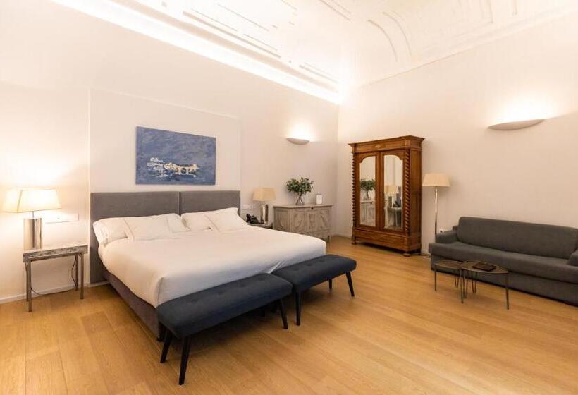 Deluxe Suite King Bed, Boutique Posada De La Sillería