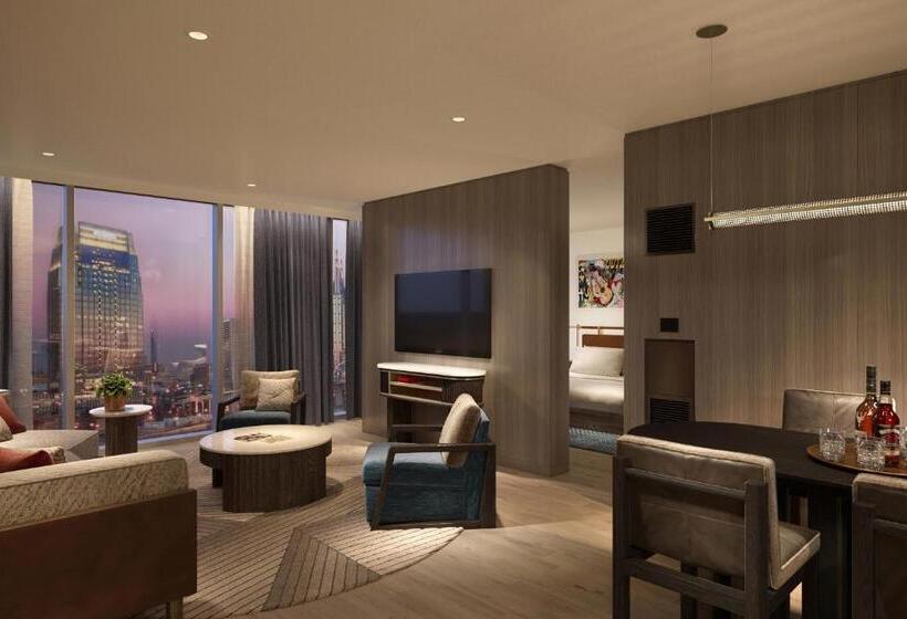 מיטת קינג בסוויטה, W Nashville