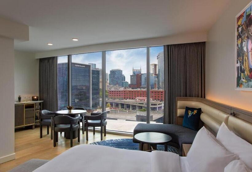 סטודיו סטנדרט, מיטה זוגית, W Nashville