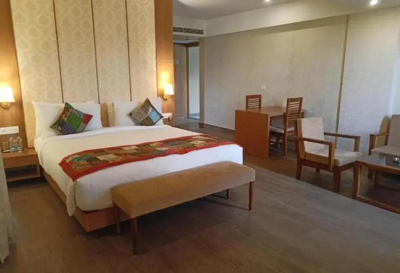 Royal Suite, Abhyagama