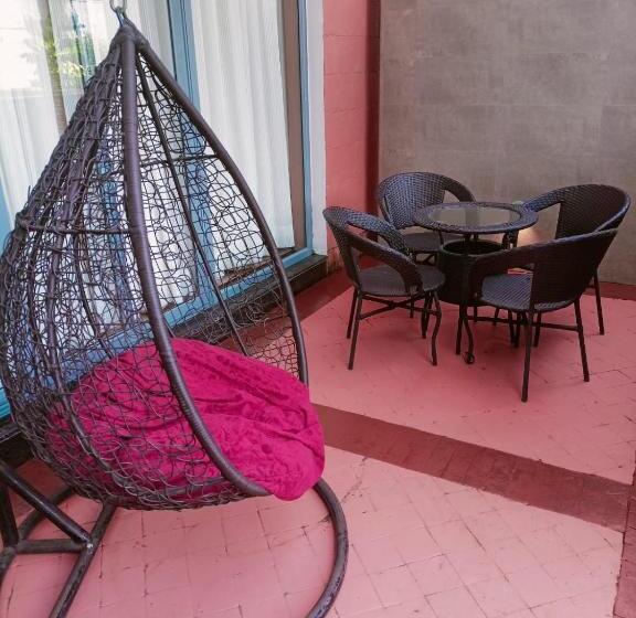 سوییت, Abhyagama