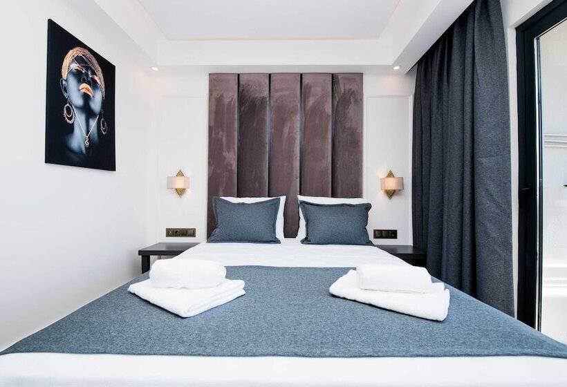 חדר דלוקס נוף לים, Fly Inn