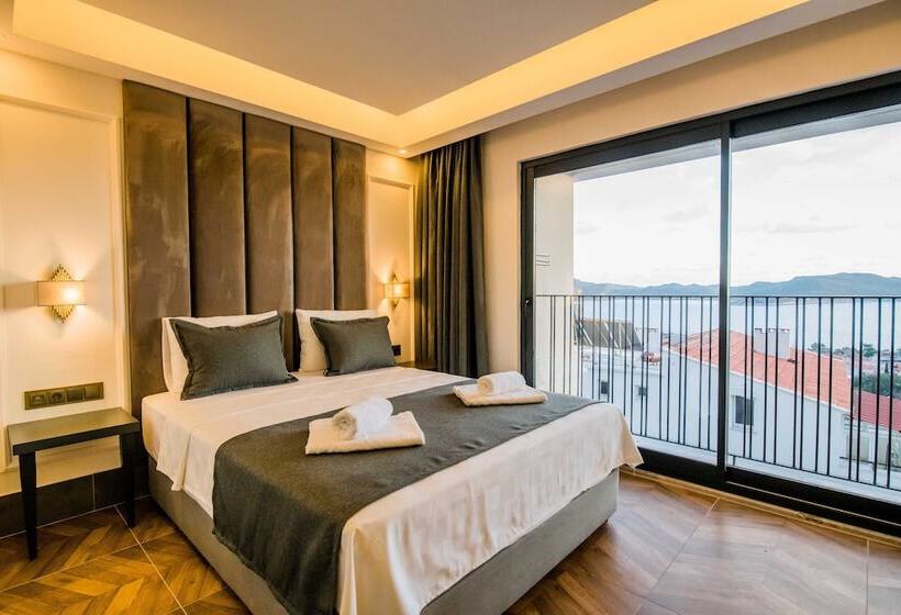 חדר דלוקס צדדי נוף לים, Fly Inn