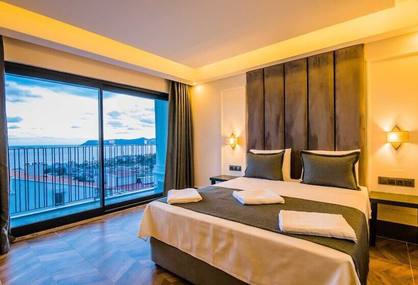 חדר דלוקס נוף לים, Fly Inn