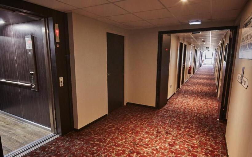 غرفة قياسية سرير مزدوج, Kyriad Combslaville  Senart