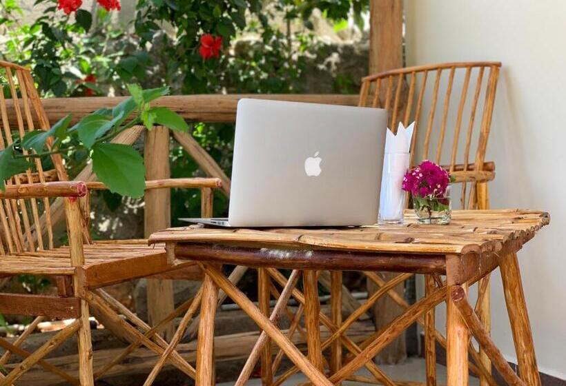 Бунгало Deluxe, Zanzibar Tropical Sunset Boutique Hotel Adults Only