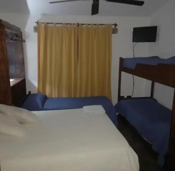 スタンダード４人部屋, Alojamiento En Casa Quinta, Habitación Privada