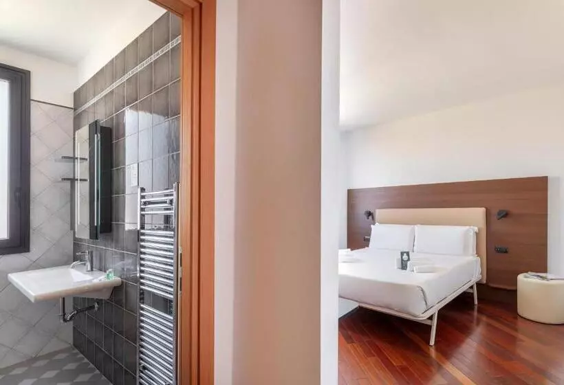 デラックスルーム, B&b Hotel Sassuolo