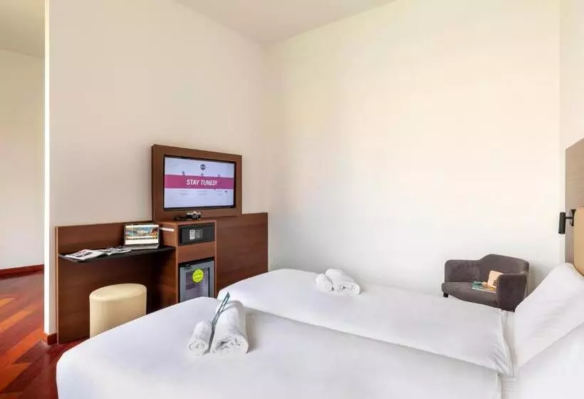 スタンダードトリプルルーム, B&b Hotel Sassuolo