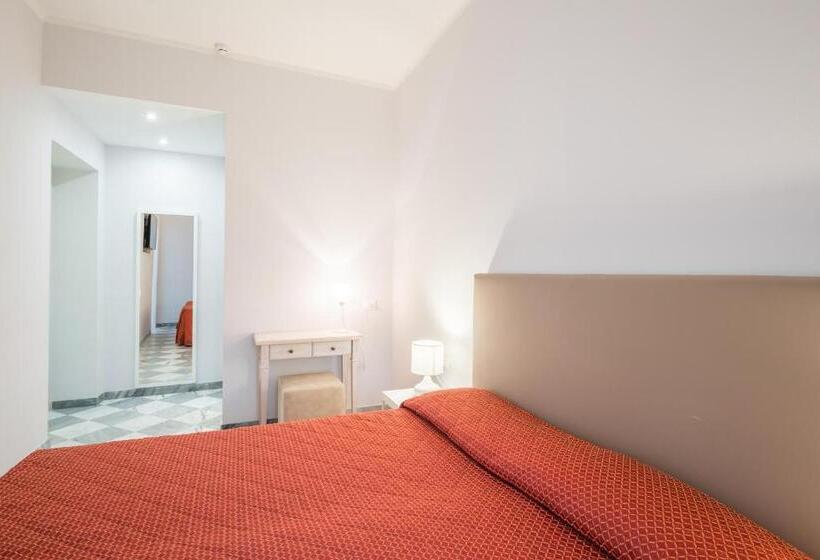 اتاق سوپریور در طبقه همکف, Cavalieri Del Mare