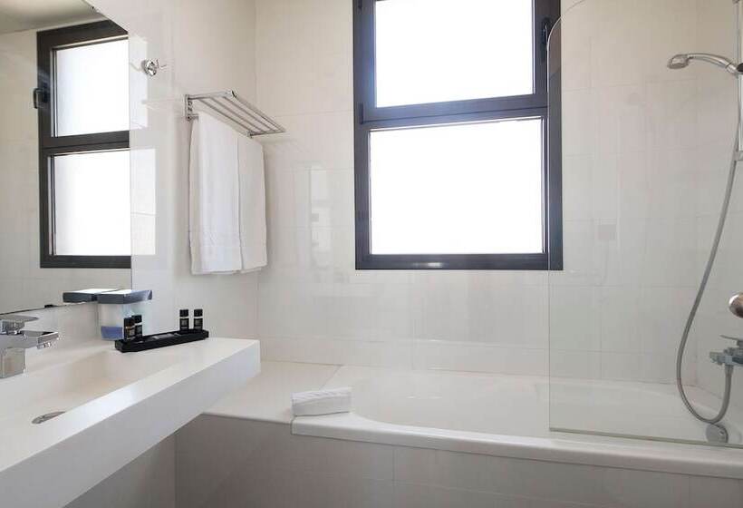 اتاق سوپریور, Best 4 Barcelona