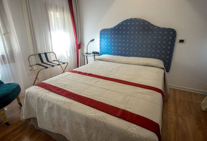 Quarto standard, Antigo Trovatore