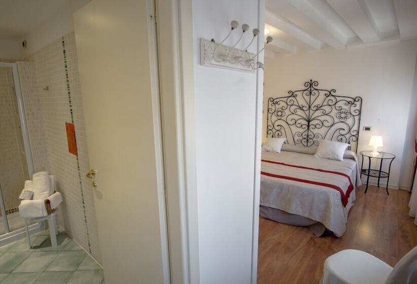 Quarto Triplo Standart, Antigo Trovatore