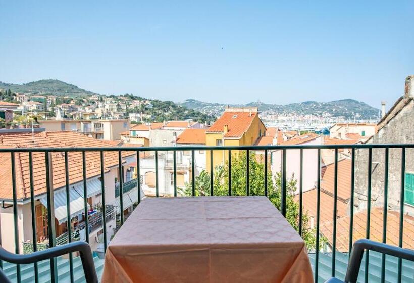 Triple Room Sea View, Ariston