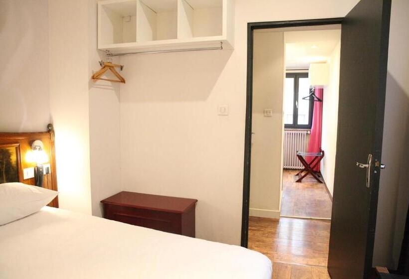 اتاق استاندارد سه نفره, Arnaud Bernard Hôtel