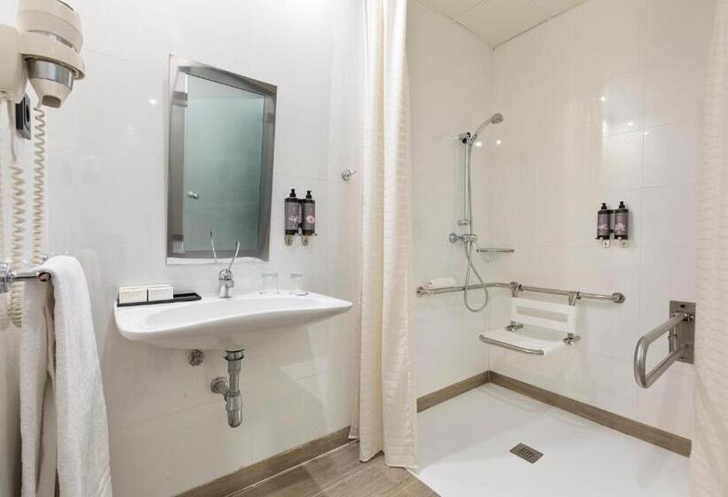 اتاق استاندارد یک نفره, Best 4 Barcelona