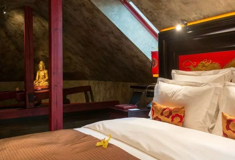 Premium-huone, Buddha Bar Hotel Prague