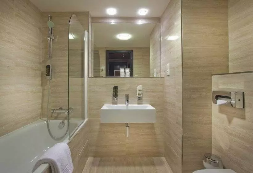 Superior-huone, Grand Majestic Hotel Prague