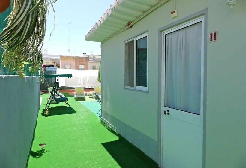 اتاق استاندارد سه نفره, Guest House Sao Filipe