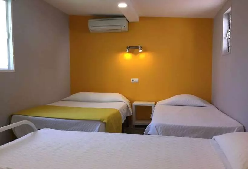 Standard Kolmen Hengen Huone, Guest House Sao Filipe
