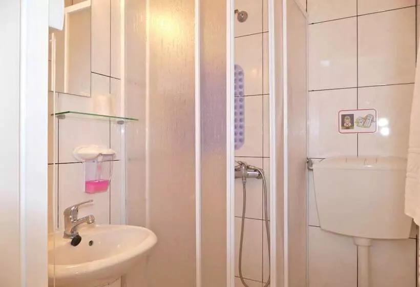 Standard Yhden Hengen Huone, Guest House Sao Filipe