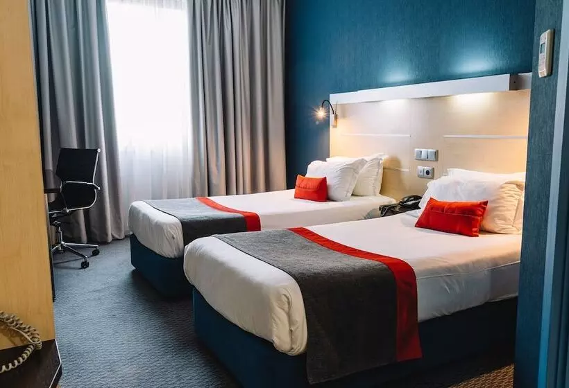 スタンダードルーム, Holiday Inn Express Porto Exponor, An Ihg