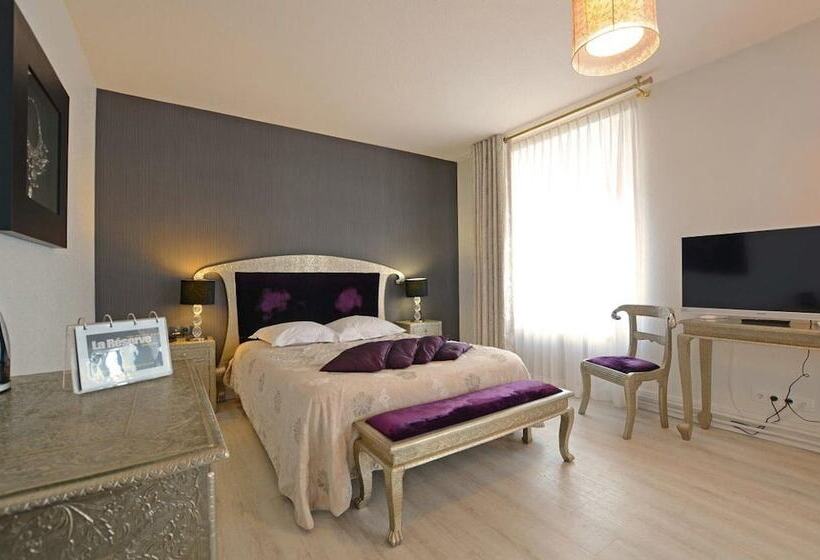 Номер Стандарт Трехместный, Hôtel La Réserve