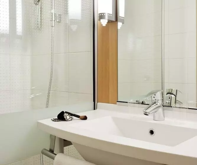 اتاق استاندارد, B&b Hotel Marseille Bonneveine