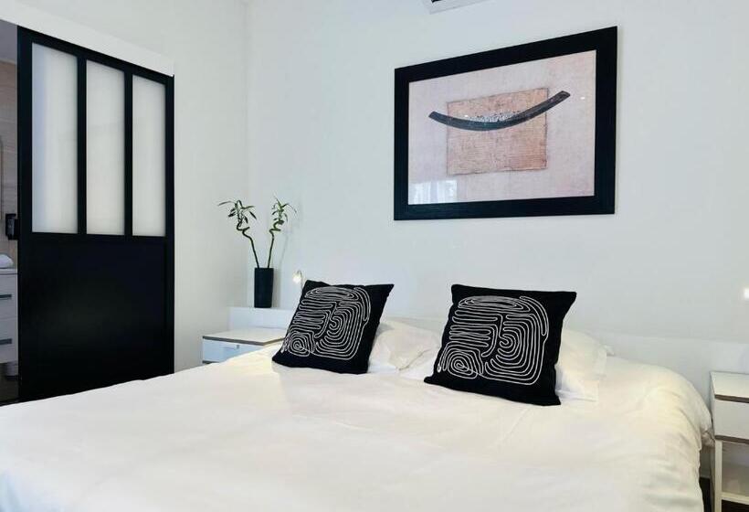 اتاق سوپریور, La Bastide