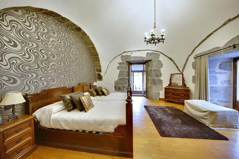 اتاق استاندارد, Larrañaga