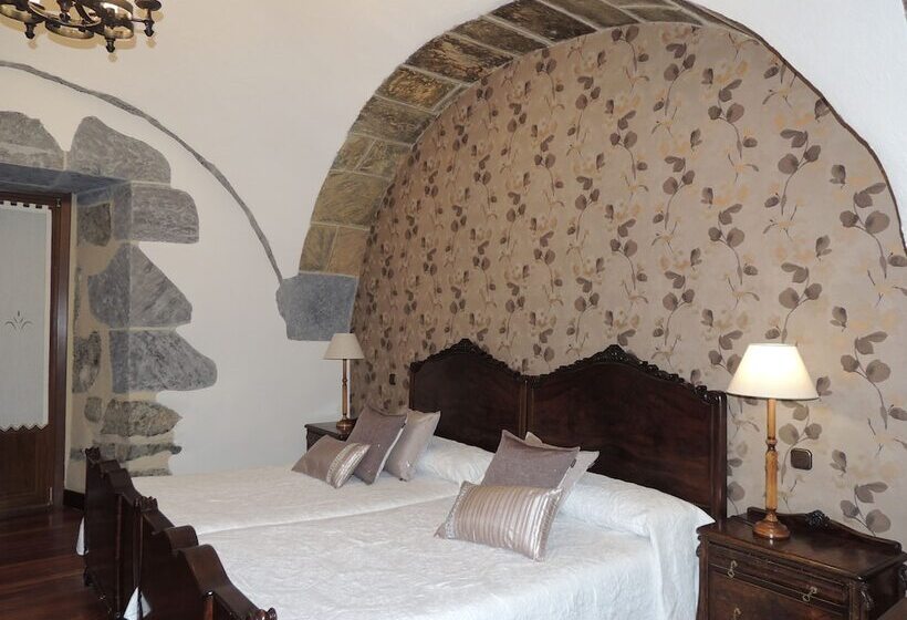 اتاق استاندارد, Larrañaga