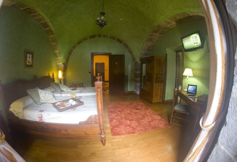 اتاق استاندارد, Larrañaga