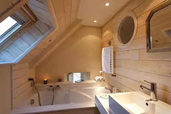 اتاق کلاسیک, Le Lodge Kerisper
