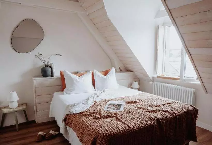 اتاق کلاسیک, Le Lodge Kerisper