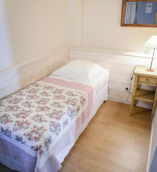 جناح جونيور, Le Lodge Kerisper