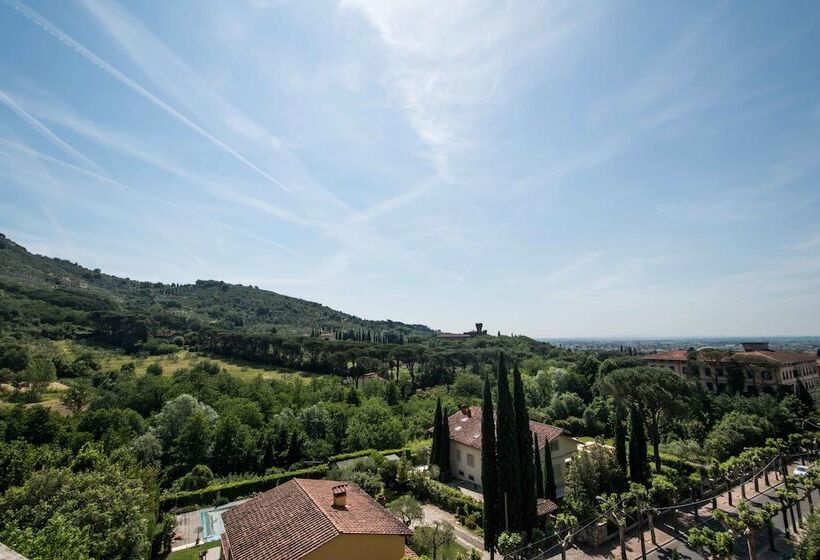 חדר סופריור עם מרפסת, Michelangelo & Day Spa